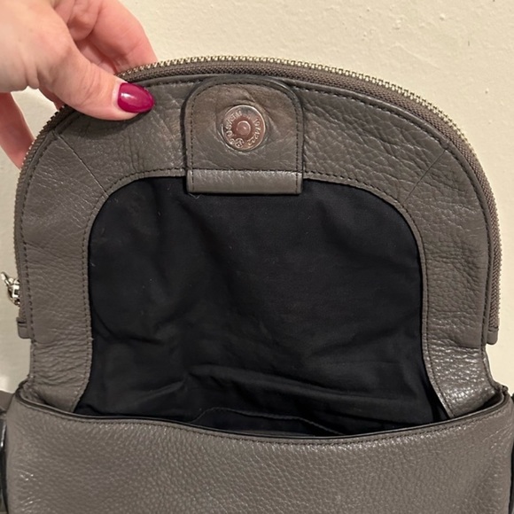 Marc By Marc Jacobs Gray Crossbody Bag Detachable Leather Strap Silver-Tone Zip - Picture 10 of 11